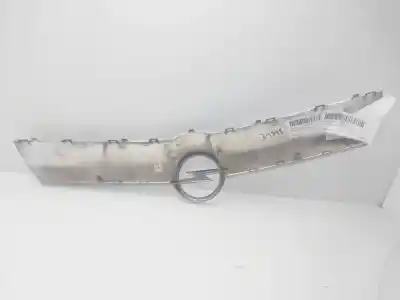 Автозапчасти б/у передняя решетка за opel corsa d essentia ссылки oem iam 13223226  