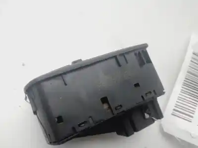 Автозапчасти б/у выключатель левого переднего окна за opel corsa d essentia ссылки oem iam 13258521aa  