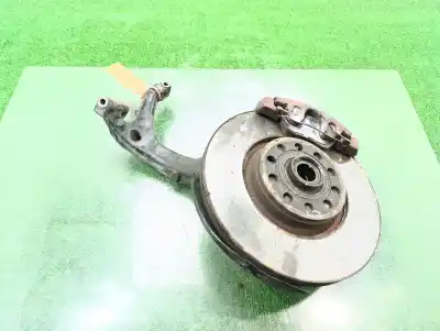 Автозапчасти б/у ПЕРЕДНЯЯ ЛЕВАЯ КУЛАЧКА за VOLKSWAGEN PASSAT B5.5 (3B3)  ссылки OEM IAM 8D0407253C  