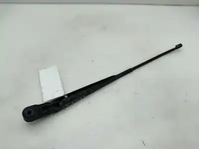 Second-hand car spare part front right windshield wiper arm for dacia sandero ambiance oem iam references 8200620437  