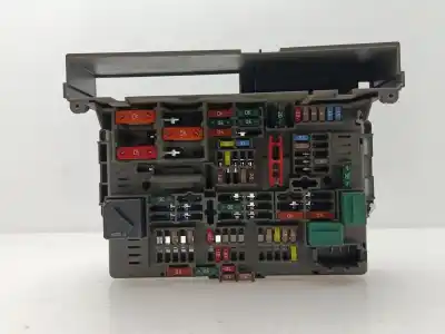 Peça sobressalente para automóvel em segunda mão caixa de fusíveis e relés por bmw serie 1 berlina (e81/e87) 118d referências oem iam 9119446