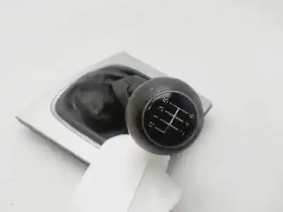 Автозапчасти б/у ручка рычага передачи за audi a3 (8p1) 2.0 tdi 16v ссылки oem iam 8p0863279 Автозапчасти б/у ручка рычага передачи за audi a3 (8p1) 2.0 tdi 16v ссылки oem iam 8p0863279