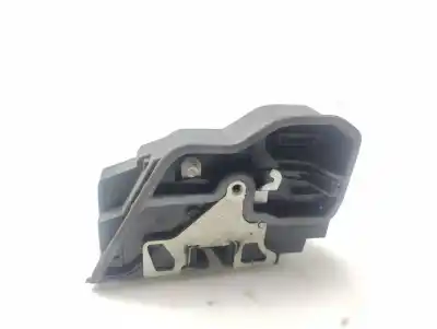 Second-hand car spare part left front door lock for bmw x3 (e83) 2.0d oem iam references 51217202143  