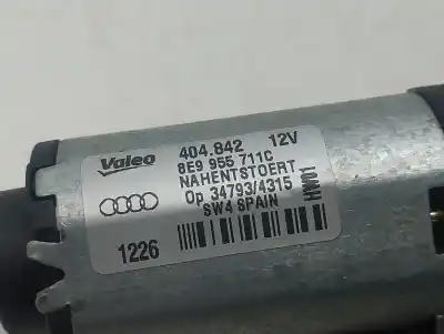 Peça sobressalente para automóvel em segunda mão Motor Do Limpador Traseiro por AUDI Q7 (4L) 3.0 TDI Referências OEM IAM 8E9955711C   Peça sobressalente para automóvel em segunda mão Motor Do Limpador Traseiro por AUDI Q7 (4L) 3.0 TDI Referências OEM IAM 8E9955711C