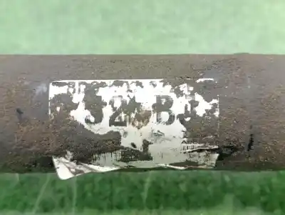 Автозапчастина б/у передня права трансмісія для VOLKSWAGEN PASSAT B5 (3B2) 1.9 TDI Посилання на OEM IAM 8D0407272D  