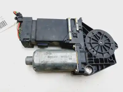 Peça sobressalente para automóvel em segunda mão motor elevador vidro dianteiro direito por skoda octavia i combi (1u5) 1.9 tdi 4x4 referências oem iam 1u1959802  