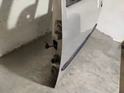 Second-hand car spare part left front door for citroen c3 hdi 70 furio oem iam references 9002y4  