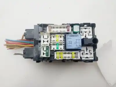 Second-hand car spare part fuse box unit for citroen c4 lim. sport oem iam references 9665492680  
