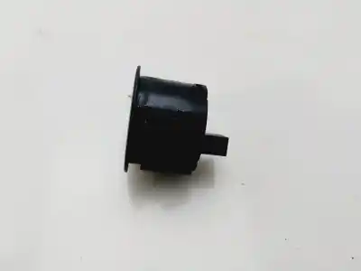 Pièce détachée automobile d'occasion bouton de hayon pour tesla model 3 basis rwd 325 cv / 239 kw références oem iam 193384600a