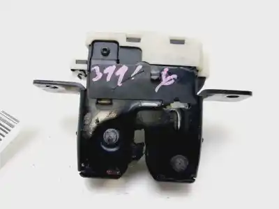 Second-hand car spare part trunk lock for renault clio iii pack dynamique oem iam references 8200947699  