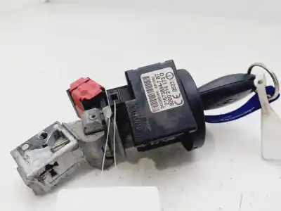 Second-hand car spare part ignition switch for renault clio iii pack dynamique oem iam references 8200214173d  