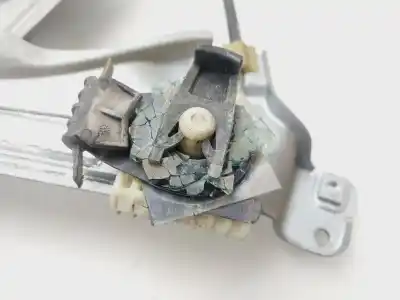 Second-hand car spare part driver left window regulator for renault clio iii pack dynamique oem iam references 8200291147  