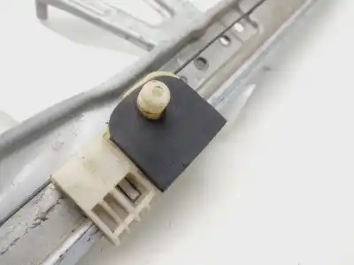 Second-hand car spare part rear left window regulator for renault clio iii pack dynamique oem iam references 8200291154