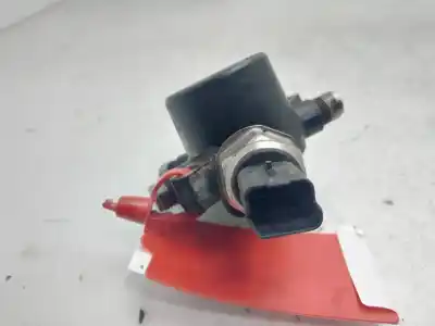 Second-hand car spare part distributor pipe for renault clio iii pack authentique oem iam references 8200379933  