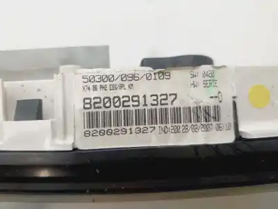 Second-hand car spare part dashboard for renault laguna ii (bg0) confort expression oem iam references 8200291327  