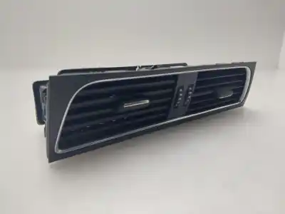 Автозапчастина б/у аераційна решіта для AUDI A4 B8 (8K2) 2.0 TDI Посилання на OEM IAM 8T1820951C  