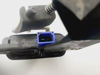 Second-hand car spare part Trunk Lock for AUDI A4 BERLINA (8E) 1.8 T Sport Edition OEM IAM references 8E5827505B  