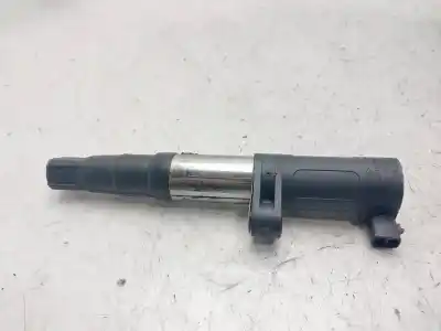 Peça sobressalente para automóvel em segunda mão bobina de ignição por renault clio iii pack dynamique referências oem iam 8200765882  