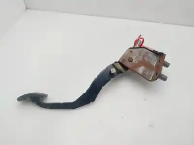 Second-hand car spare part clutch pedal for renault clio iii pack dynamique oem iam references 8200332849a