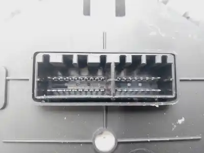 Peça sobressalente para automóvel em segunda mão quadrante por hyundai i10 classic referências oem iam 940030x210  