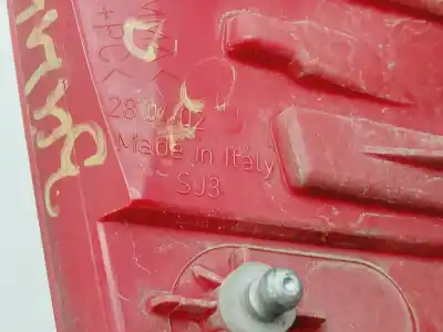 Автозапчастина б/у правий ліхтар для audi a3 (8p1) 2.0 tdi 16v посилання на oem iam 8p0945095  