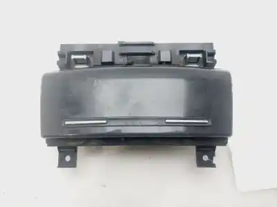 Автозапчастина б/у попільничка для AUDI A3 (8P1) 2.0 TDI 16V Посилання на OEM IAM 8P0857951  