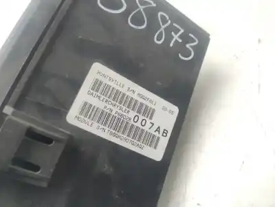 Second-hand car spare part fuse box unit for dodge caliber 2.0 s oem iam references p68028007a  