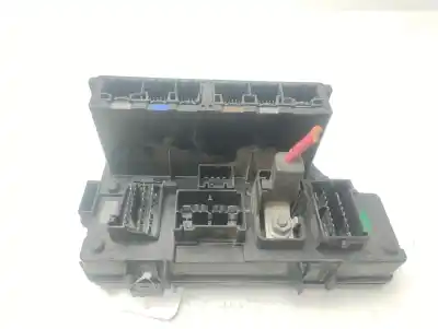 Second-hand car spare part fuse box unit for dodge caliber 2.0 s oem iam references p68028007a
