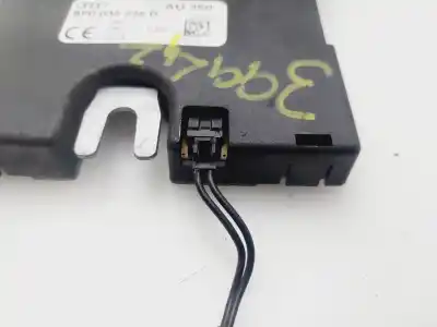 Автозапчастина б/у антенний підсилювач для audi a3 (8p1) 2.0 tdi 16v посилання на oem iam 8p0035225d  