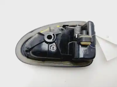 Автозапчастина б/у ліва задня внутрішня ручка для RENAULT CLIO II FASE II (B/CB0) Base Authentique 65 CV / 48 KW Посилання на OEM IAM 7700423887  