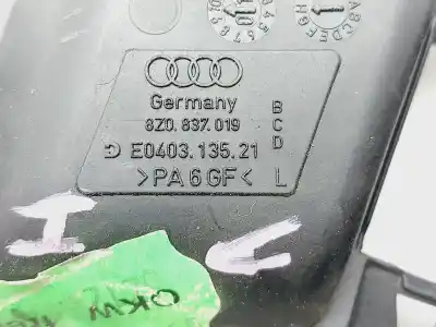 Автозапчасти б/у левая передняя внутренняя ручка за audi a2 (8z0) 1.4 tdi ссылки oem iam 8z0837019  