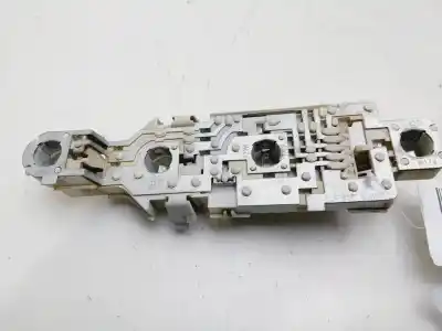 Second-hand car spare part lampholder for bmw serie 3 compact (e46) 316ti oem iam references 6918926  