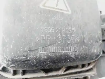 Автозапчасти б/у правая фара за audi a3 (8p1) 2.0 tdi 16v ссылки oem iam 8p0941004  