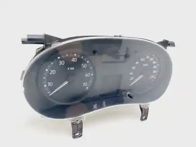 Second-hand car spare part dashboard for renault clio ii fase ii (b/cb0) base authentique 75 cv / 55 kw oem iam references 8200276525  