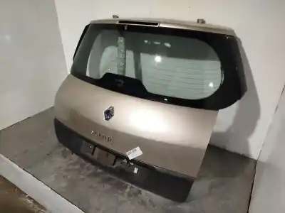 Second-hand car spare part tailgate for renault scenic ii confort expression oem iam references 901001629r  