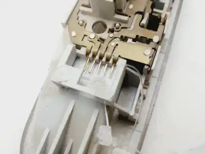 Second-hand car spare part interior light for dacia logan mcv laureate oem iam references 8200073231  