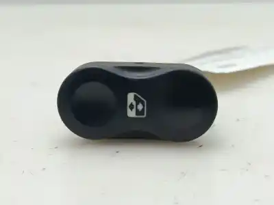 Peça sobressalente para automóvel em segunda mão botão / interruptor elevador vidro dianteiro esquerdo por dacia sandero ambiance referências oem iam 602227  
