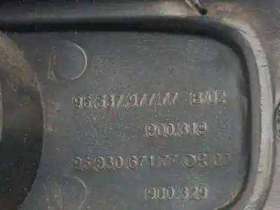 Peça sobressalente para automóvel em segunda mão manivela / manipulo do vidro traseiro direito por peugeot 2008 (--.2013->) style referências oem iam 9653797777