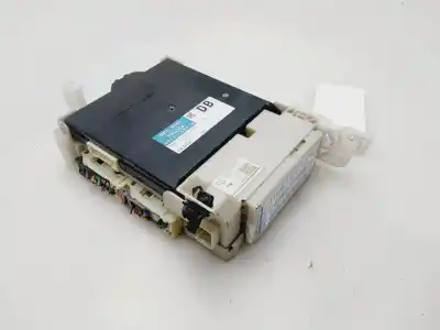 Second-hand car spare part fuse box unit for toyota yaris active oem iam references 892210d470