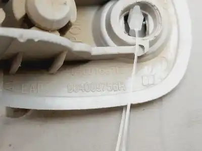 Автозапчасти б/у правая зона за dacia logan mcv laureate ссылки oem iam 964006322r  