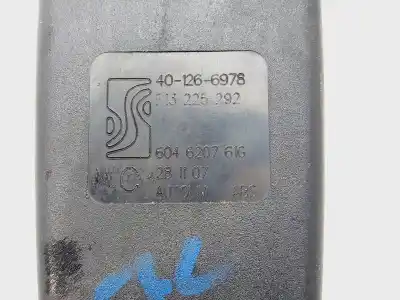 Автозапчастина б/у задній центральний гачок для opel corsa d cosmo посилання на oem iam 13225292  