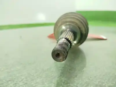 Автозапчастина б/у передня права трансмісія для dacia logan mcv laureate посилання на oem iam 8200499586  