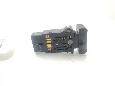 Second-hand car spare part switch for ssangyong rodius ii 2.0 xdi oem iam references 621w10140  