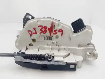 Peça sobressalente para automóvel em segunda mão fechadura da porta dianteira esquerda por volkswagen scirocco (137) 2.0 tdi (103kw) referências oem iam 5n1837015a