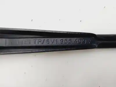 Second-hand car spare part left front windshield wiper arm for skoda fabia ambition oem iam references 6v1955409a  