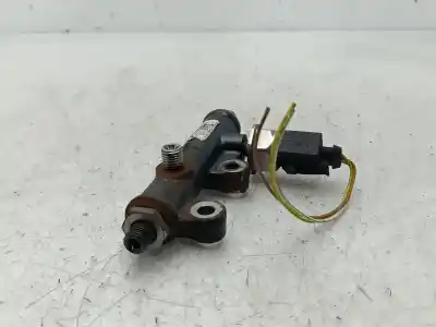 Автозапчасти б/у рампа инжектора за jaguar s-type 2.7 v6 diesel cat ссылки oem iam 4r8q9c066ac  