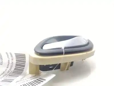 Автозапчастина б/у ліва задня внутрішня ручка для RENAULT ESPACE IV (JK0) Expression Посилання на OEM IAM 8200000723  