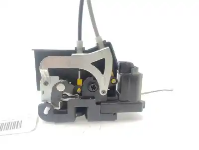 Pièce détachée automobile d'occasion serrure de porte avant droite pour ssangyong actyon 200 xdi références oem iam 7122009006  