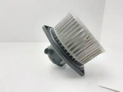 Pièce détachée automobile d'occasion ventilateur de chauffage pour ssangyong actyon 200 xdi références oem iam 40510440  