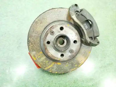 Pièce détachée automobile d'occasion moyeu de roue avant droite pour renault kangoo (f/kc0) authentique 64 cv / 47 kw références oem iam 8200150223  